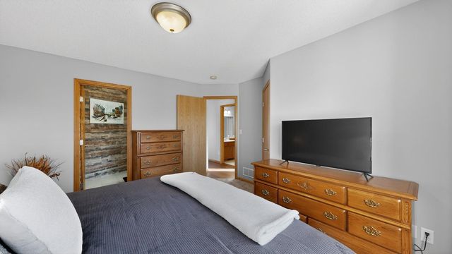 5576 51st Street NW, Rochester, MN 55901