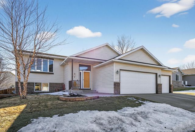 5576 51st Street NW, Rochester, MN 55901