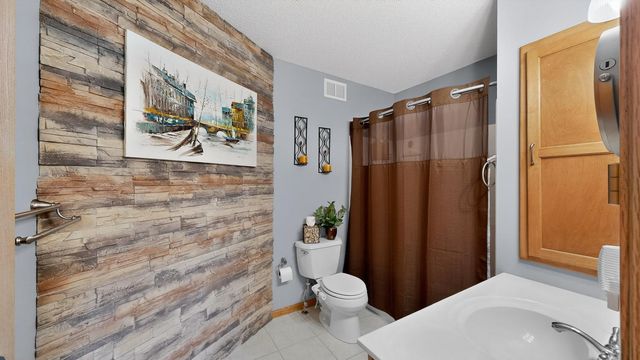 5576 51st Street NW, Rochester, MN 55901