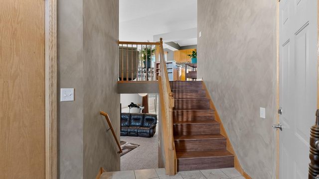 5576 51st Street NW, Rochester, MN 55901