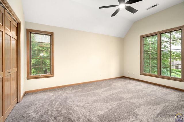 2101 Riviera DR, Lawrence, KS 66047