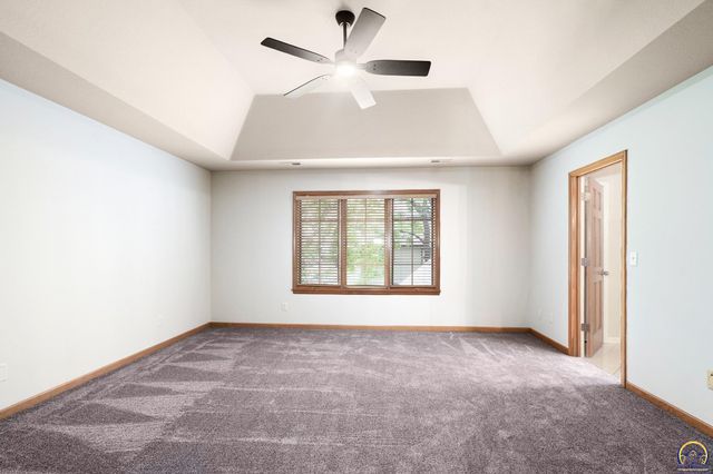 2101 Riviera DR, Lawrence, KS 66047