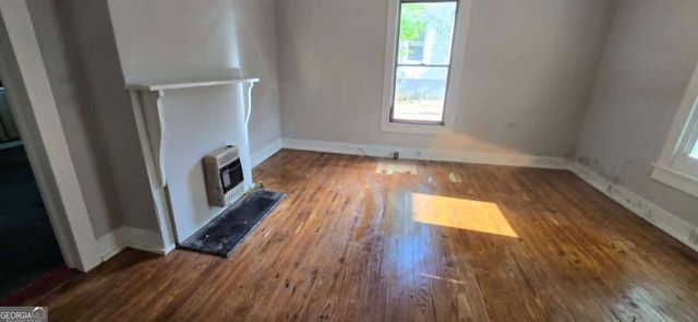 8 Spruce Street, Porterdale, GA 30014
