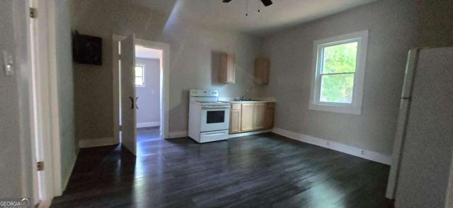 8 Spruce Street, Porterdale, GA 30014