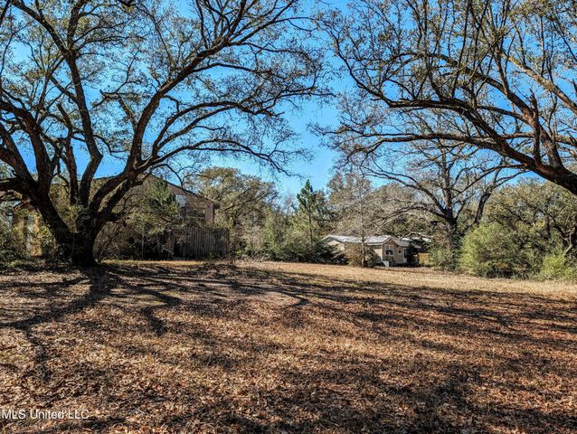 12174 Vidalia Road, Pass Christian, MS 39571