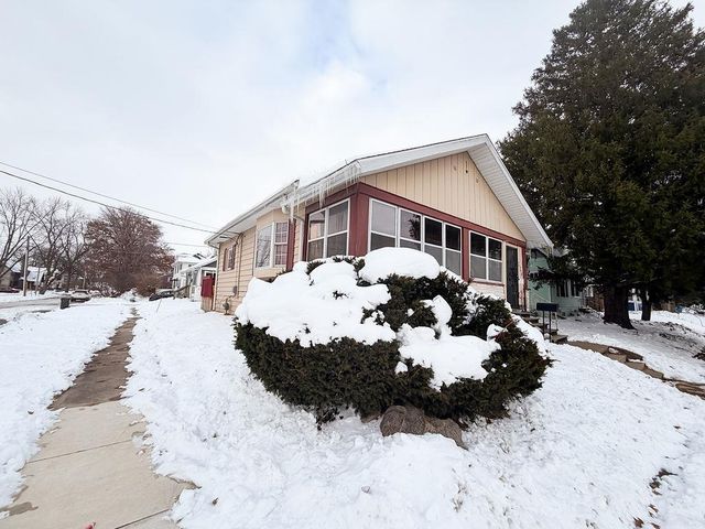 226 Campbell Avenue, Waterloo, IA 50701