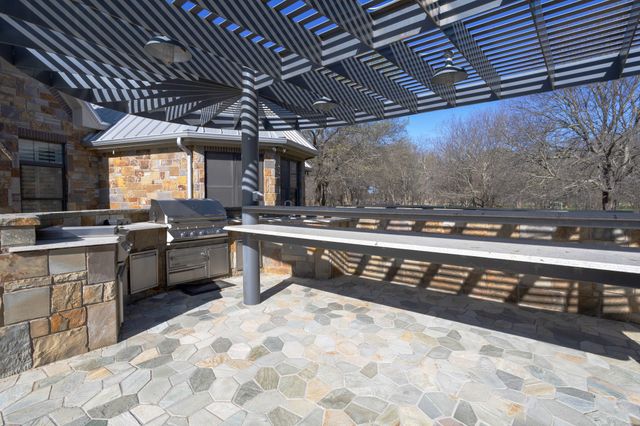 8970 Burnett Road, Justin, TX 76247