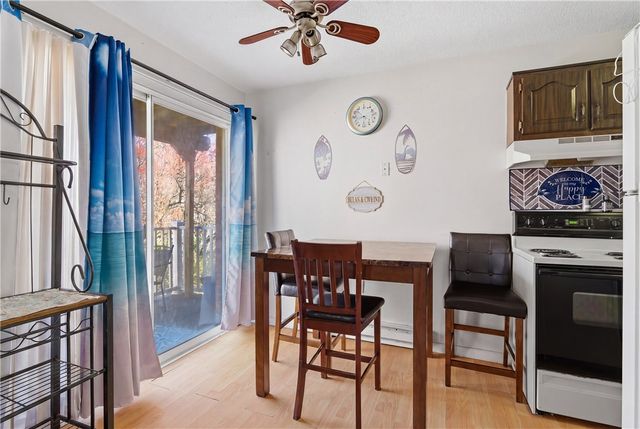 43 Bullocks Point Avenue 8B, East Providence, RI 02915