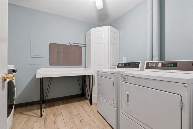 43 Bullocks Point Avenue 8B, East Providence, RI 02915