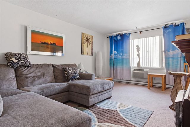 43 Bullocks Point Avenue 8B, East Providence, RI 02915