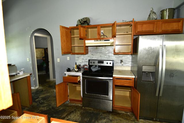 514 Hobart Avenue NW, Palm Bay, FL 32907