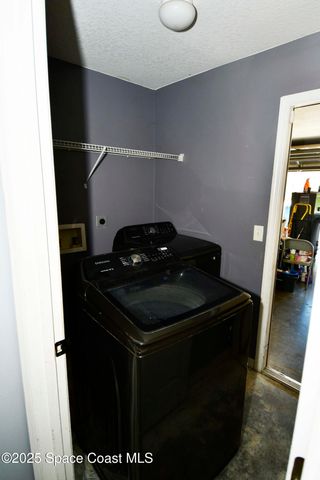 514 Hobart Avenue NW, Palm Bay, FL 32907