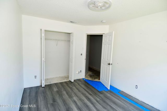 514 Hobart Avenue NW, Palm Bay, FL 32907