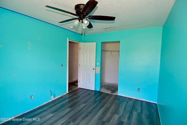 514 Hobart Avenue NW, Palm Bay, FL 32907