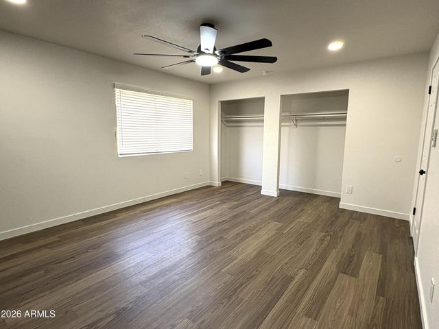 5725 N 68th Avenue, Glendale, AZ 85303
