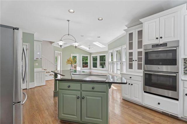 290 Chason Wood Way, Roswell, GA 30076