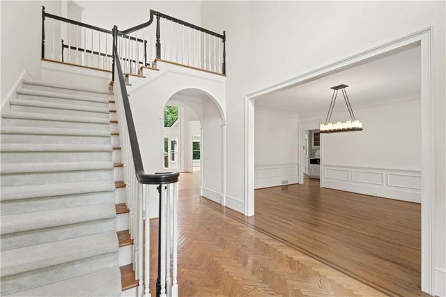 290 Chason Wood Way, Roswell, GA 30076