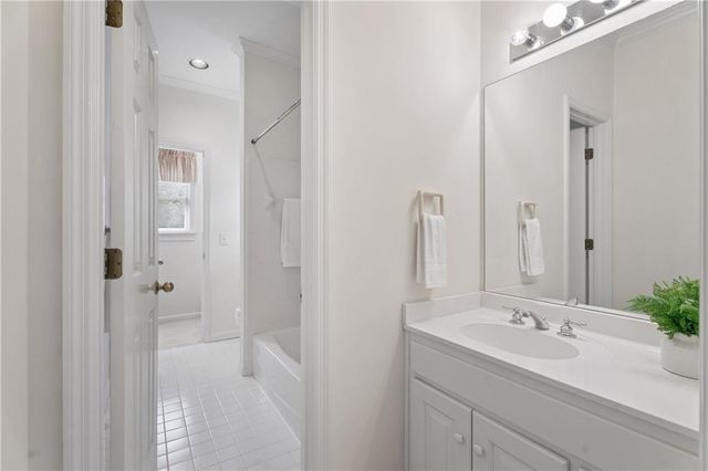 290 Chason Wood Way, Roswell, GA 30076