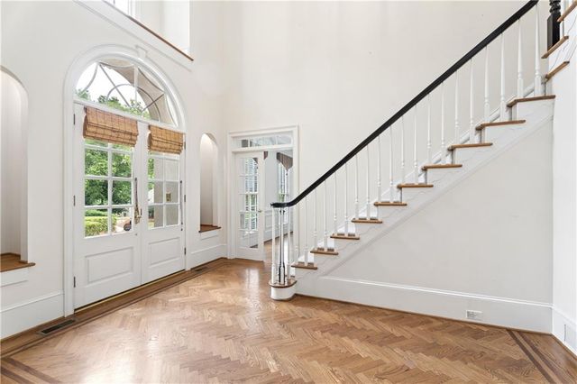 290 Chason Wood Way, Roswell, GA 30076