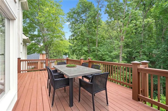 290 Chason Wood Way, Roswell, GA 30076