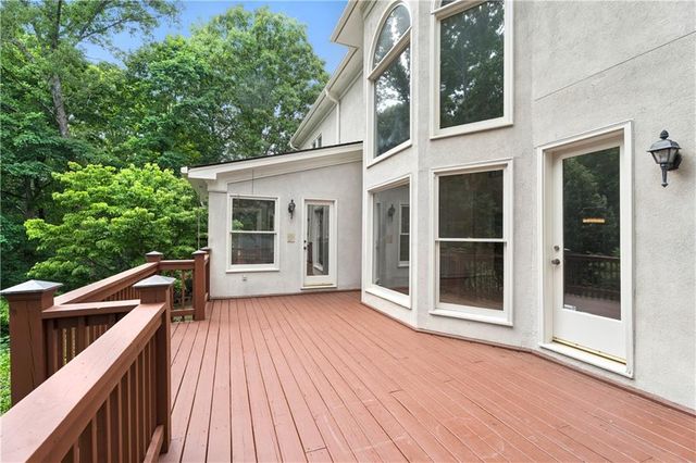 290 Chason Wood Way, Roswell, GA 30076