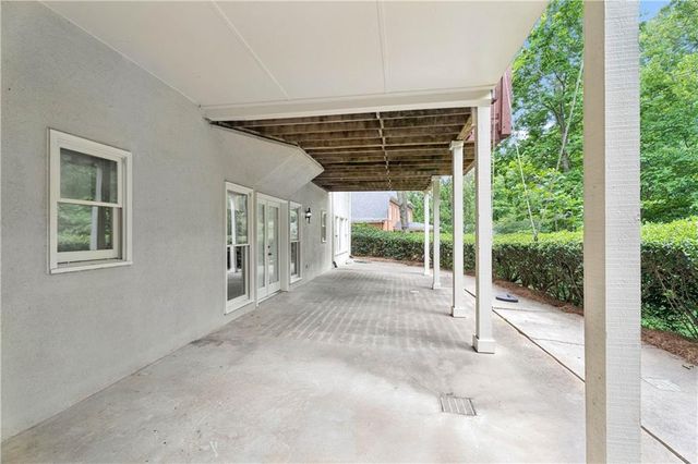 290 Chason Wood Way, Roswell, GA 30076