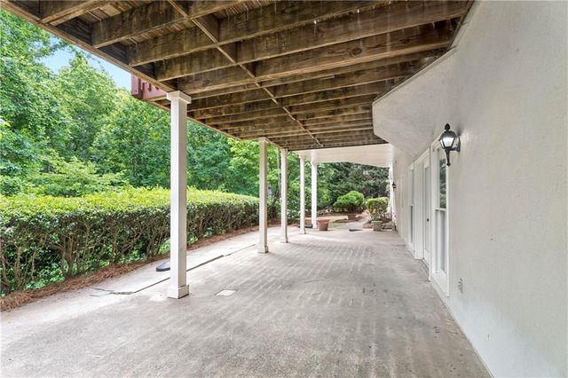 290 Chason Wood Way, Roswell, GA 30076