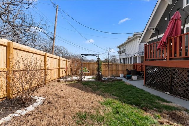 1320 E 29th Street, Kansas City, MO 64109