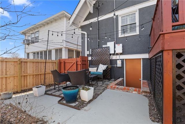 1320 E 29th Street, Kansas City, MO 64109