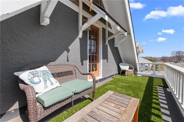 1320 E 29th Street, Kansas City, MO 64109