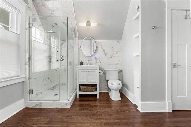 1320 E 29th Street, Kansas City, MO 64109