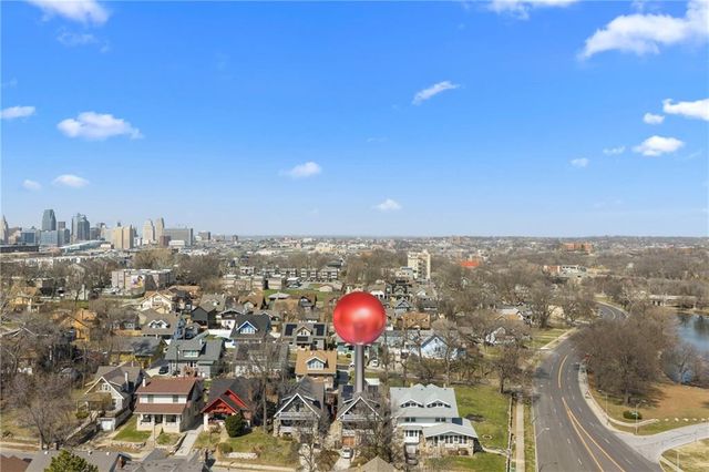 1320 E 29th Street, Kansas City, MO 64109