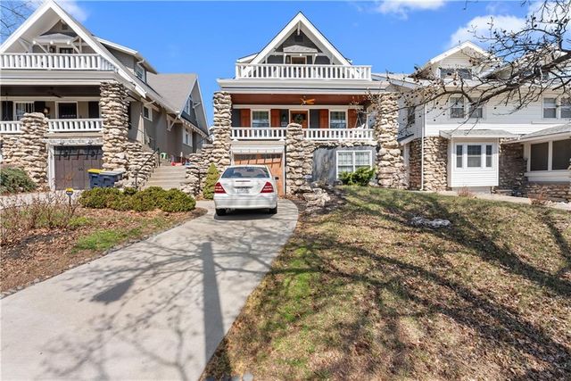 1320 E 29th Street, Kansas City, MO 64109