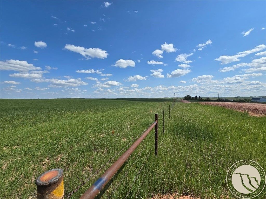 NHN John Deere Lane, Baker, MT 59313 photo 3