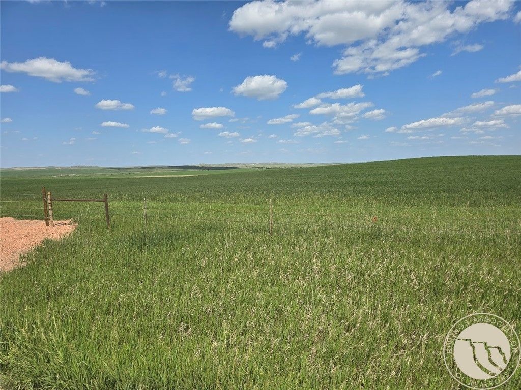 NHN John Deere Lane, Baker, MT 59313 photo 5