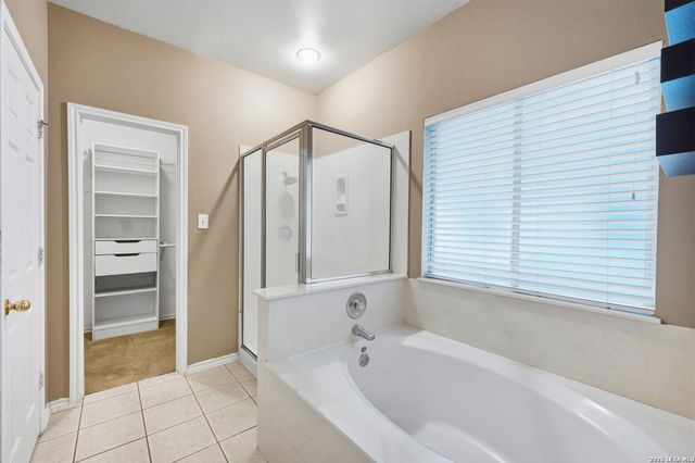 1902 Sunderidge, San Antonio, TX 78260