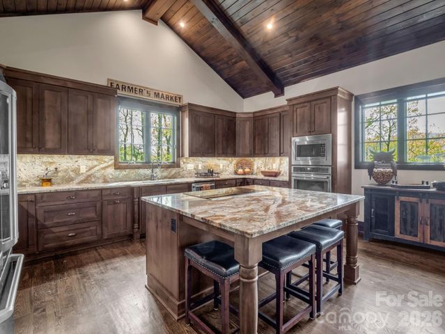 189 Tatanka Trail, Lake Lure, NC 28746