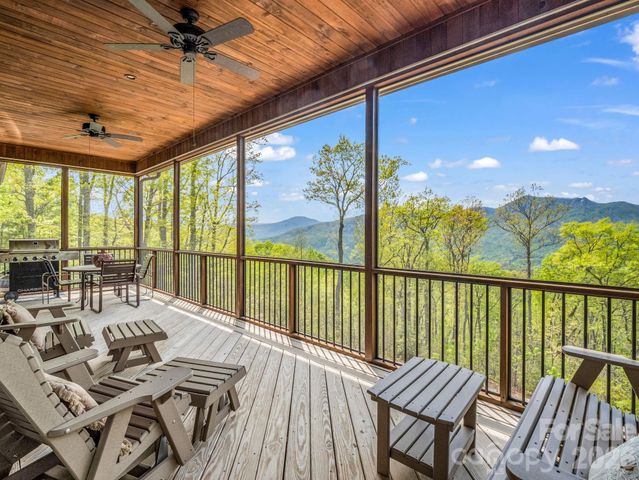 189 Tatanka Trail, Lake Lure, NC 28746