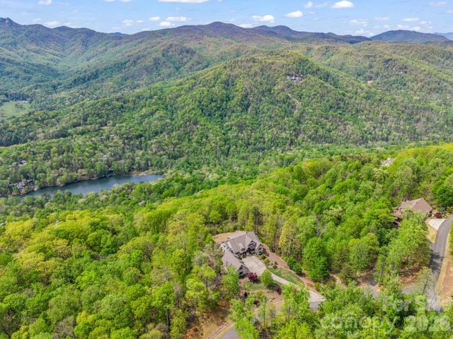 189 Tatanka Trail, Lake Lure, NC 28746