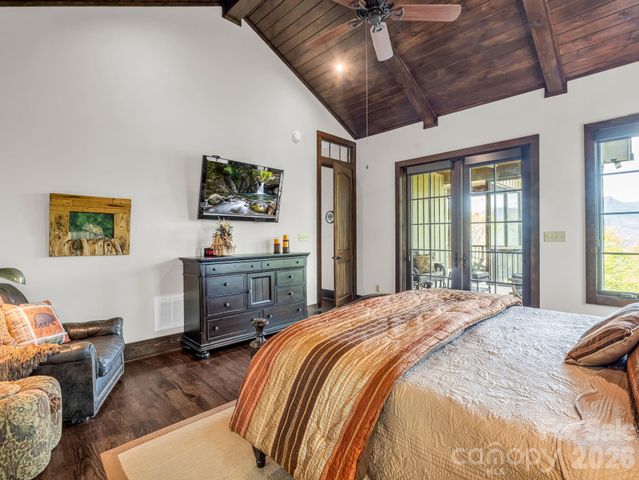 189 Tatanka Trail, Lake Lure, NC 28746