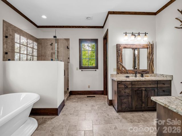 189 Tatanka Trail, Lake Lure, NC 28746