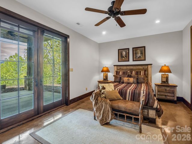 189 Tatanka Trail, Lake Lure, NC 28746