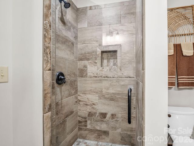 189 Tatanka Trail, Lake Lure, NC 28746