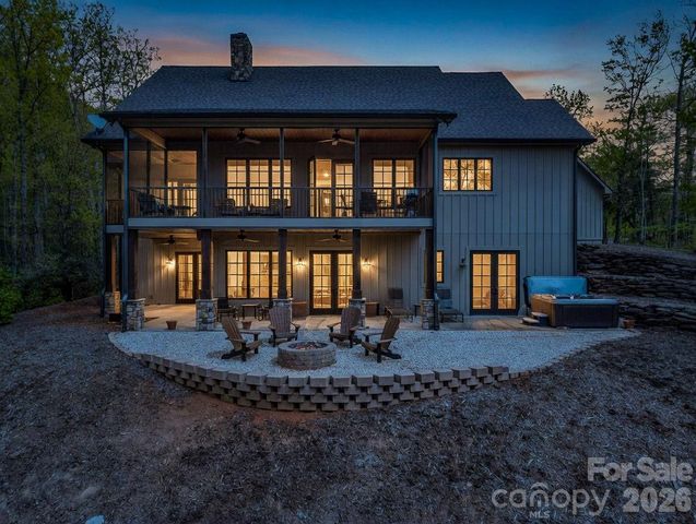 189 Tatanka Trail, Lake Lure, NC 28746