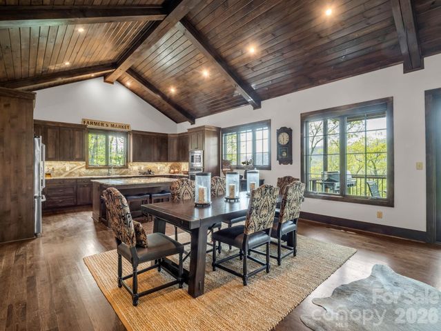 189 Tatanka Trail, Lake Lure, NC 28746