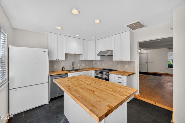 3645 Bison Hill Lane, Raleigh, NC 27604