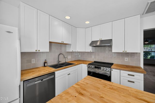 3645 Bison Hill Lane, Raleigh, NC 27604
