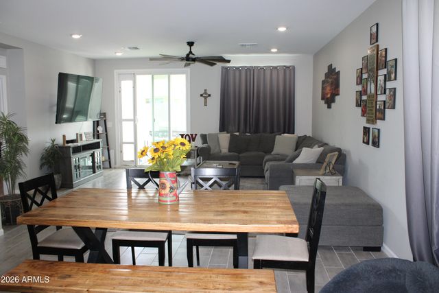 18165 W POSTON Drive W, Surprise, AZ 85387