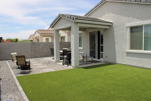 18165 W POSTON Drive W, Surprise, AZ 85387