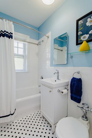 719 ERIE Street 3A, Oak Park, IL 60302